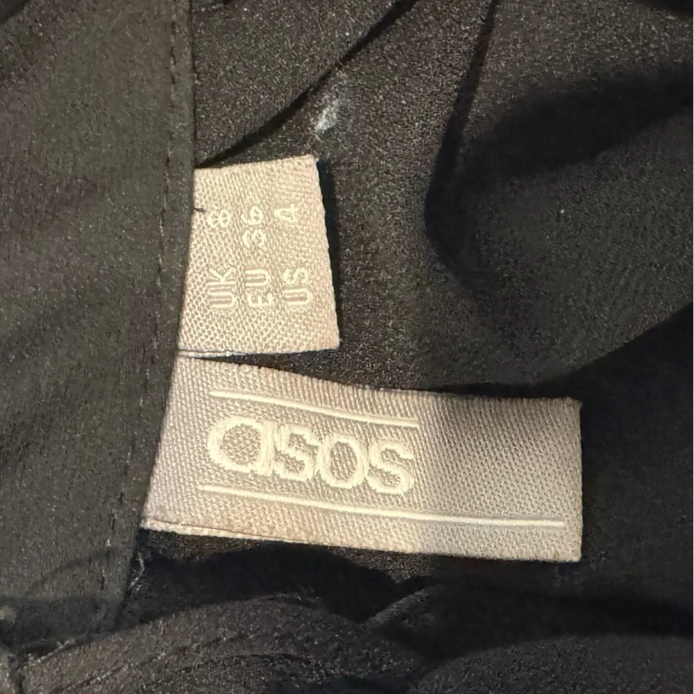 ASOS wrapped draped fringe halter top black buttons on back satin - Picture 4 of 4